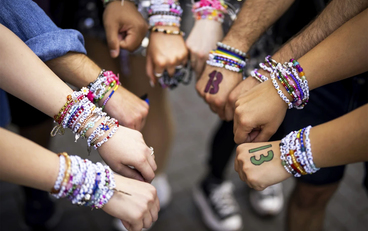 Animation Atelier DIY – Création de bracelets d’amitié pour votre événemement Do It Yourself