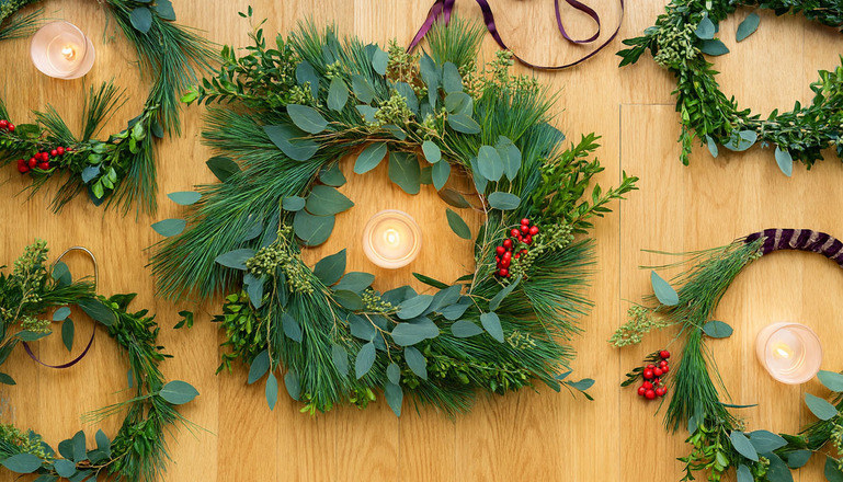 Animation DIY Création de Couronnes de Noël pour votre événemement Noël