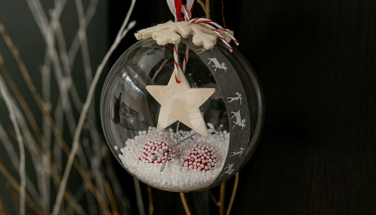 Animation Fabrication de Boules de Noël pour votre événemement Noël - Boules de Noel Transparentes - Boules de Noël personnalisée